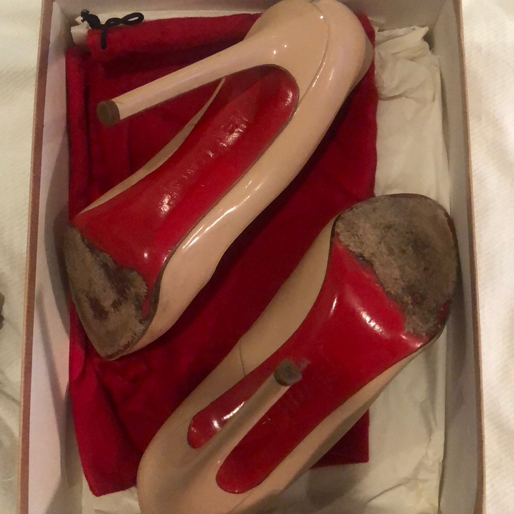 Authentic Christian Louboutin Cream Patent Clichy - Picture 2 of 8